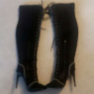 Elegant Black Knee-High Women's Boots